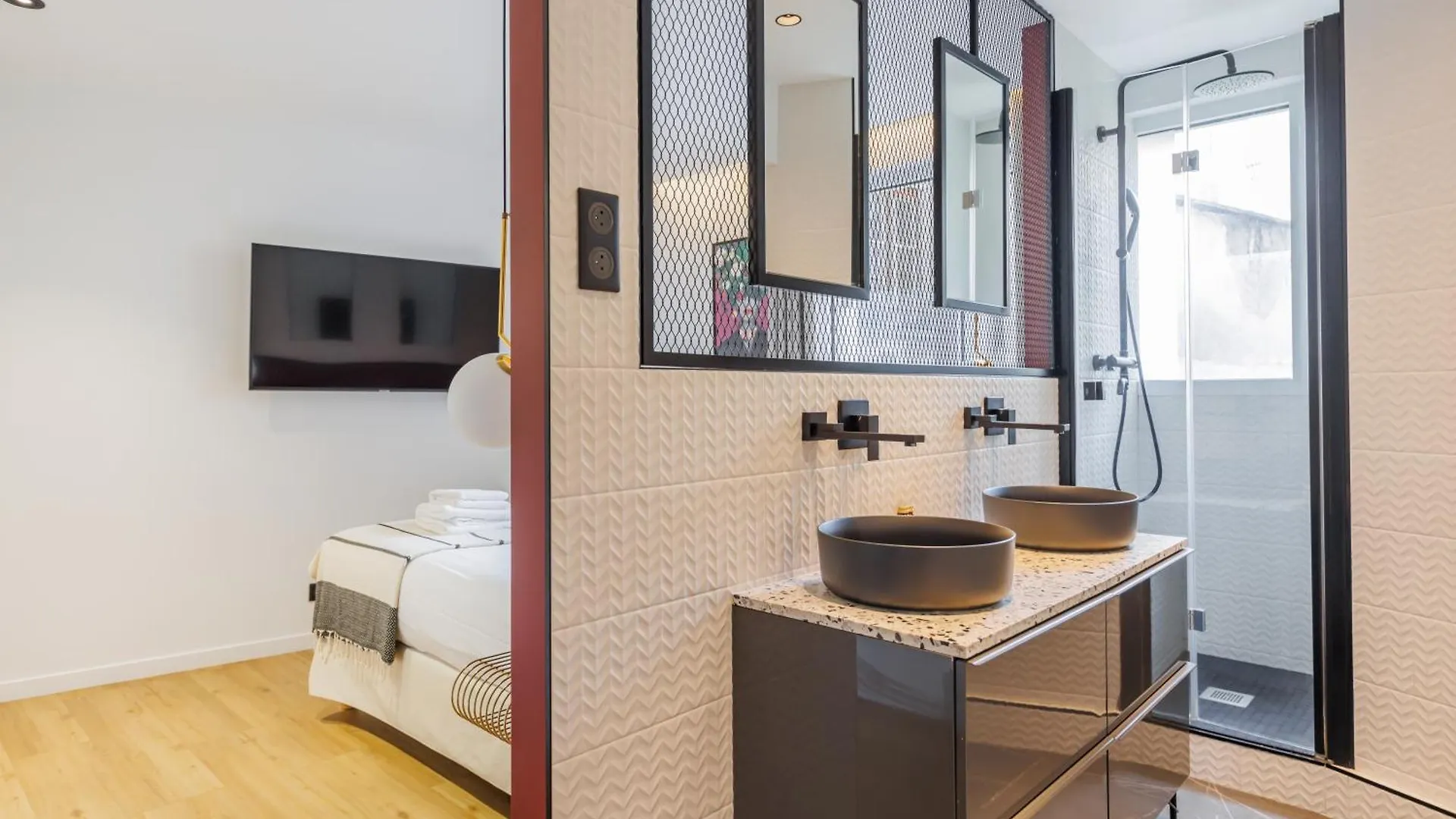 Cmg Canal Saint-martin Vellefaux Apartment Paris